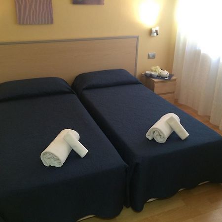 Hotel Butterfly Montecatini Terme Habitación foto